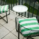 Godiland Apartment
