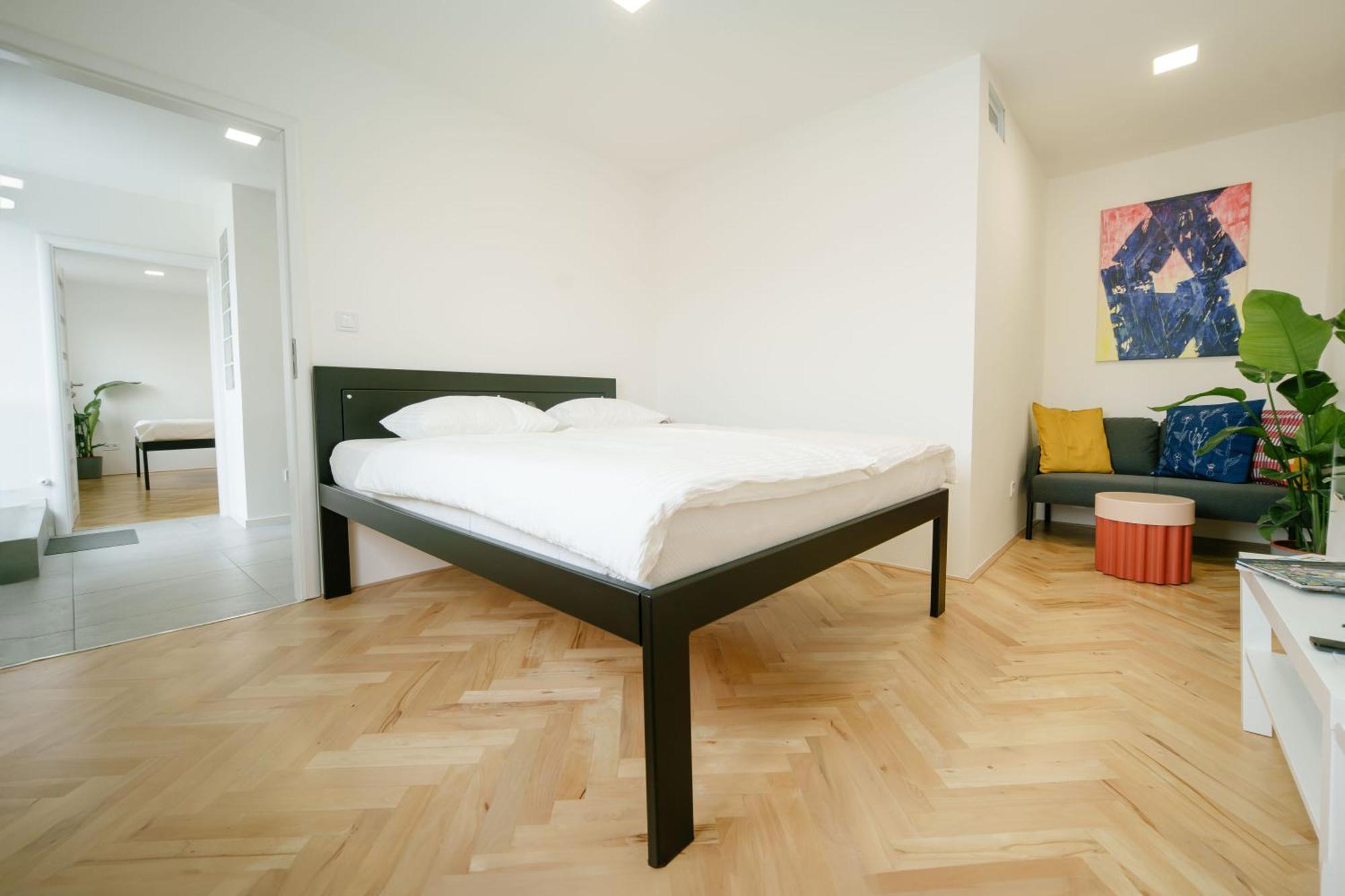 Apartament Godiland *